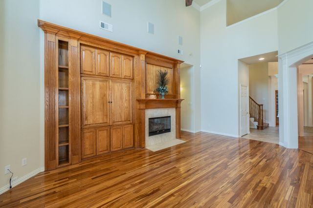 904 Ascension Drive, Hurst, TX 76053