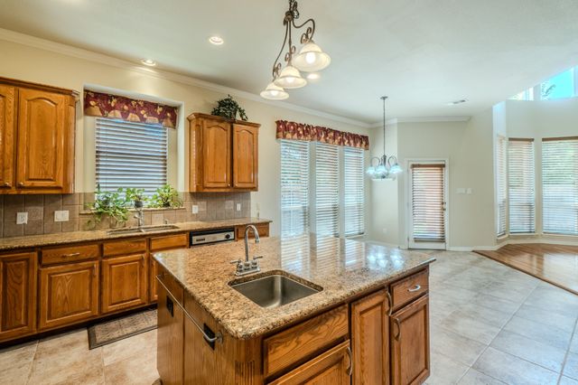 904 Ascension Drive, Hurst, TX 76053