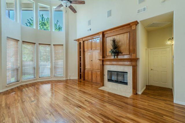 904 Ascension Drive, Hurst, TX 76053