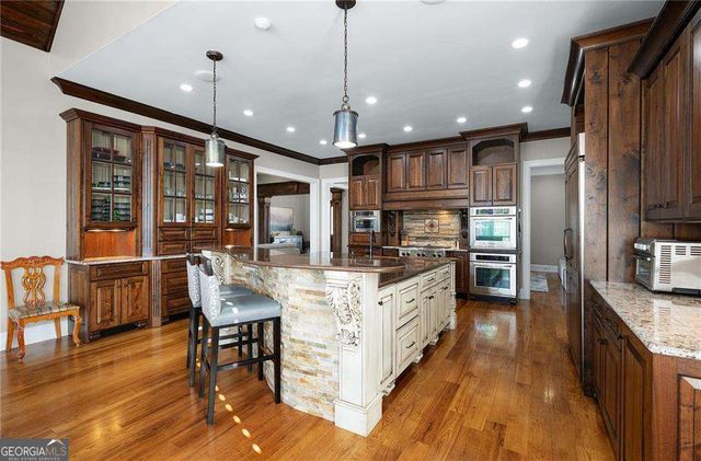 105 Ansley Drive, Calhoun, GA 30701