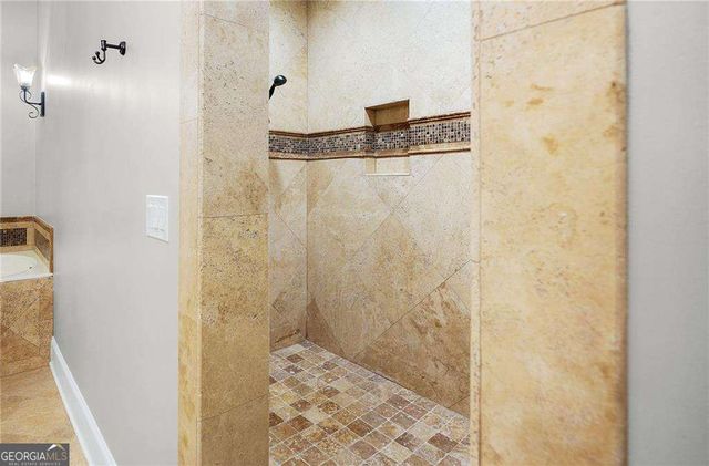 105 Ansley Drive, Calhoun, GA 30701