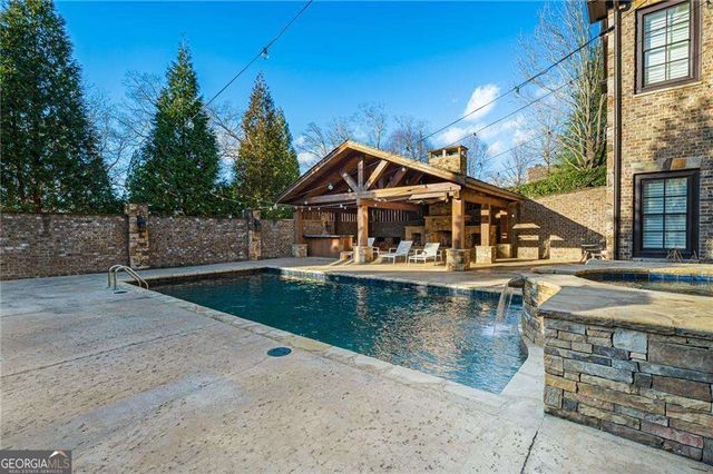 105 Ansley Drive, Calhoun, GA 30701