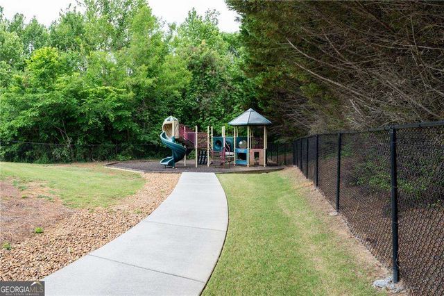 105 Ansley Drive, Calhoun, GA 30701