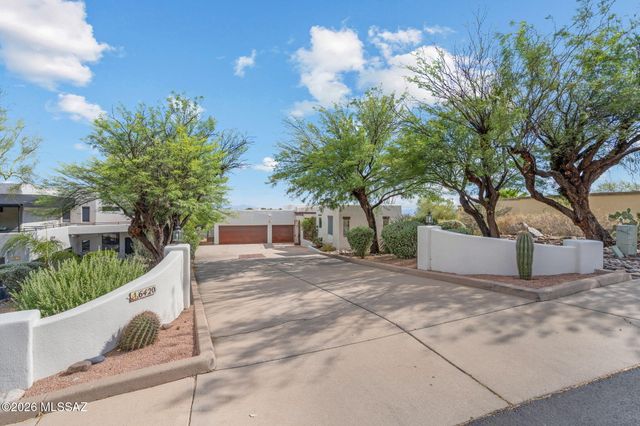 6420 N Regal Manor Drive, Tucson, AZ 85750