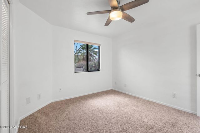 6420 N Regal Manor Drive, Tucson, AZ 85750