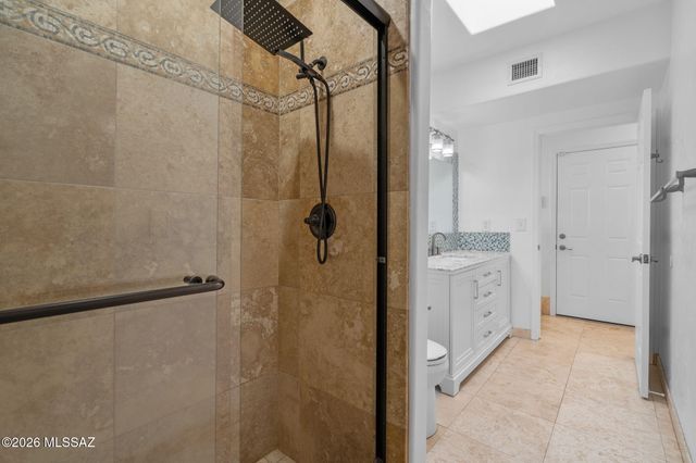 6420 N Regal Manor Drive, Tucson, AZ 85750