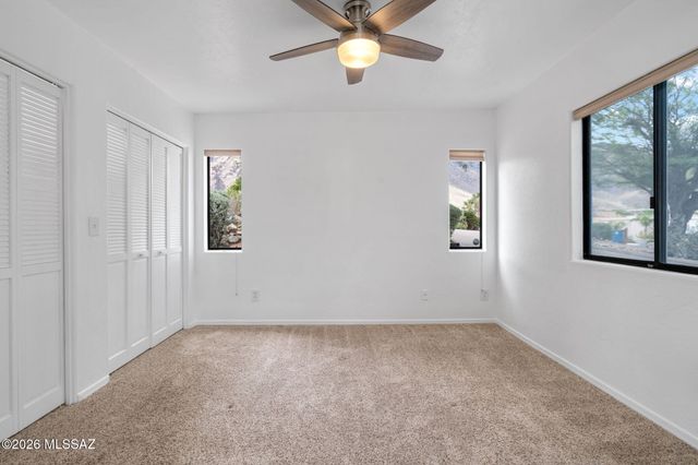 6420 N Regal Manor Drive, Tucson, AZ 85750