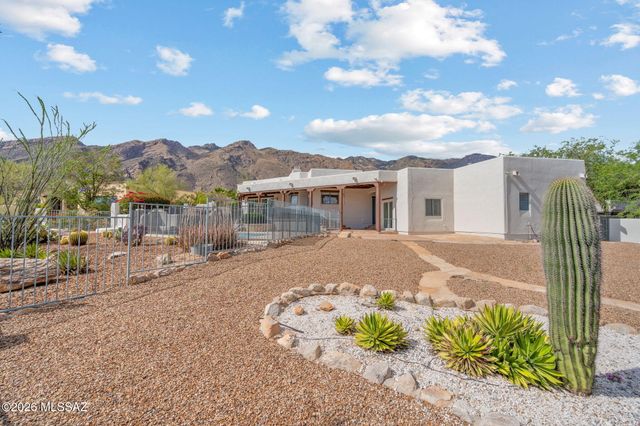 6420 N Regal Manor Drive, Tucson, AZ 85750