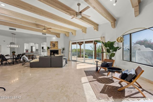 6420 N Regal Manor Drive, Tucson, AZ 85750