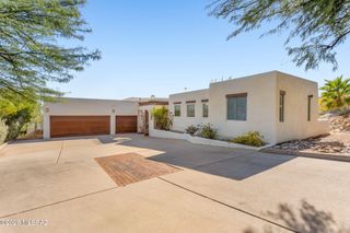 6420 N Regal Manor Drive, Tucson, AZ 85750
