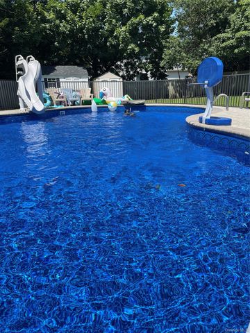 345 Commack Road, Shirley, NY 11967