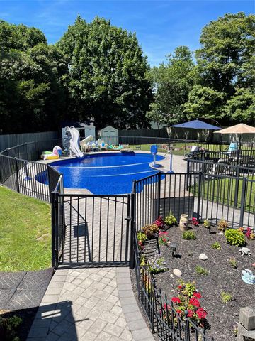 345 Commack Road, Shirley, NY 11967