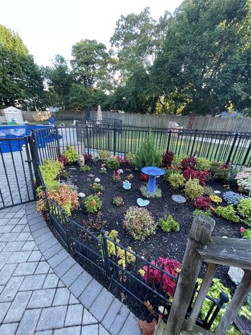 345 Commack Road, Shirley, NY 11967