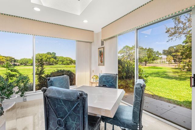 35 Estate Drive, Boynton Beach, FL 33436