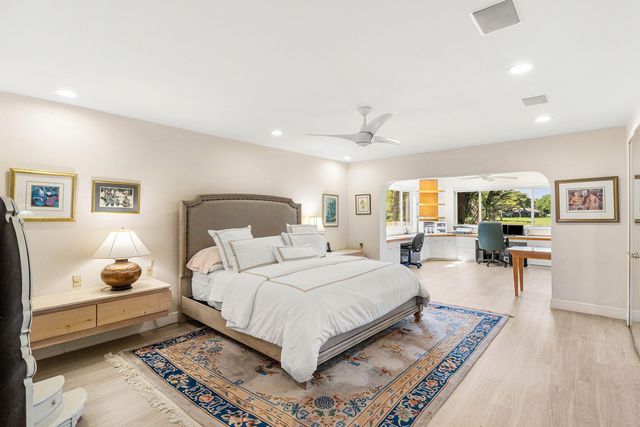 35 Estate Drive, Boynton Beach, FL 33436