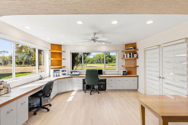 35 Estate Drive, Boynton Beach, FL 33436