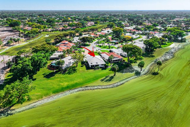 35 Estate Drive, Boynton Beach, FL 33436