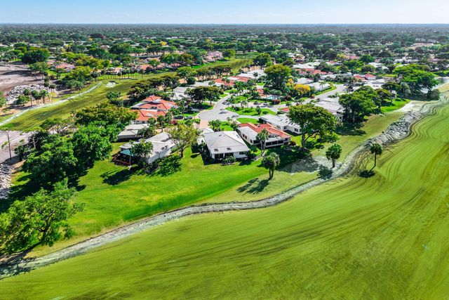 35 Estate Drive, Boynton Beach, FL 33436