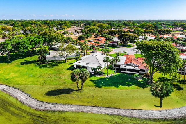 35 Estate Drive, Boynton Beach, FL 33436