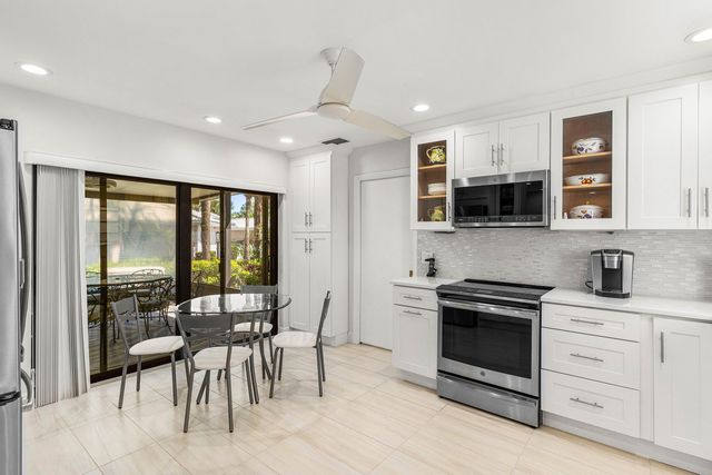 35 Estate Drive, Boynton Beach, FL 33436