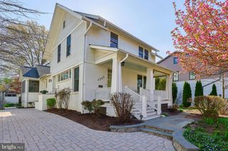 1243 N STUART ST, Arlington, VA 22201