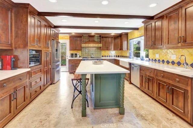 22861 Bergantin, Mission Viejo, CA 92692