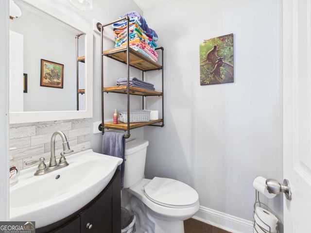 228 & 232 Hickory Point Drive, Buckhead, GA 30625