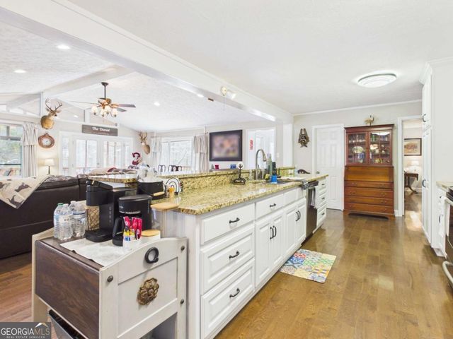 228 & 232 Hickory Point Drive, Buckhead, GA 30625