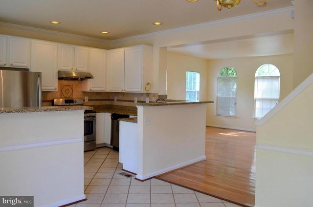 6863 DRIFTON CT, Centreville, VA 20121