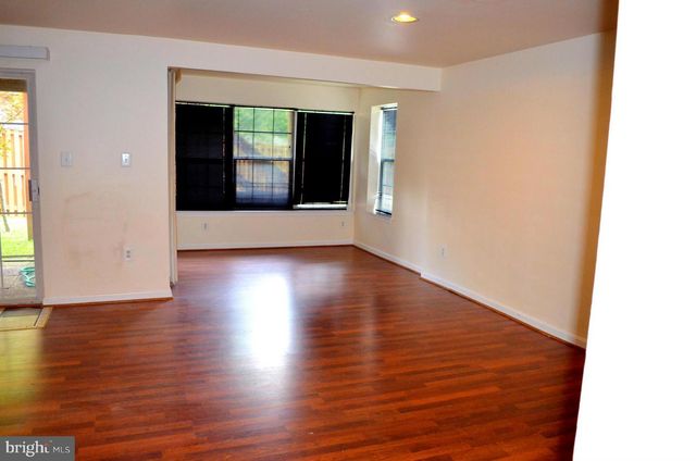 6863 DRIFTON CT, Centreville, VA 20121