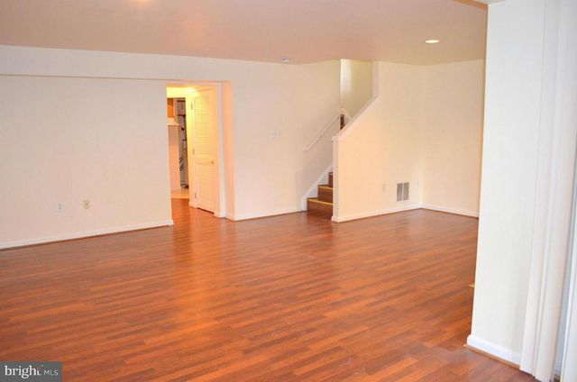 6863 DRIFTON CT, Centreville, VA 20121