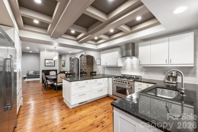 1919 Springdale Avenue, Charlotte, NC 28203