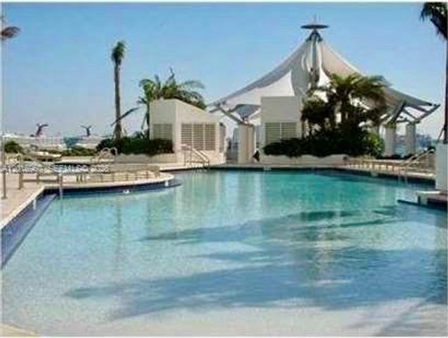253 NE 2nd St 1402, Miami, FL 33132