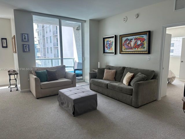 253 NE 2nd St 1402, Miami, FL 33132