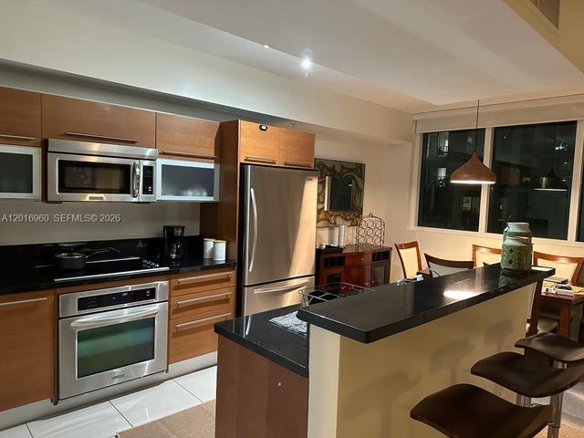 253 NE 2nd St 1402, Miami, FL 33132