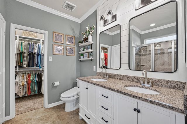 234 Bayside Crossing Drive, La Porte, TX 77571