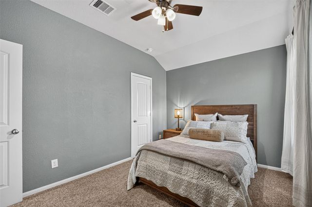234 Bayside Crossing Drive, La Porte, TX 77571