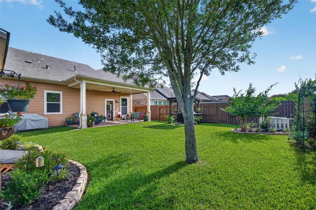 234 Bayside Crossing Drive, La Porte, TX 77571