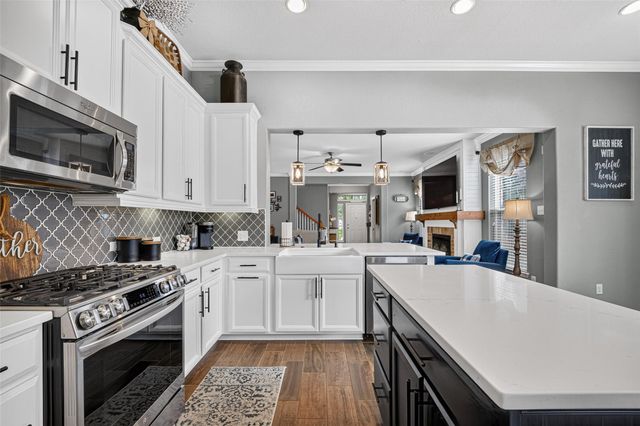 234 Bayside Crossing Drive, La Porte, TX 77571