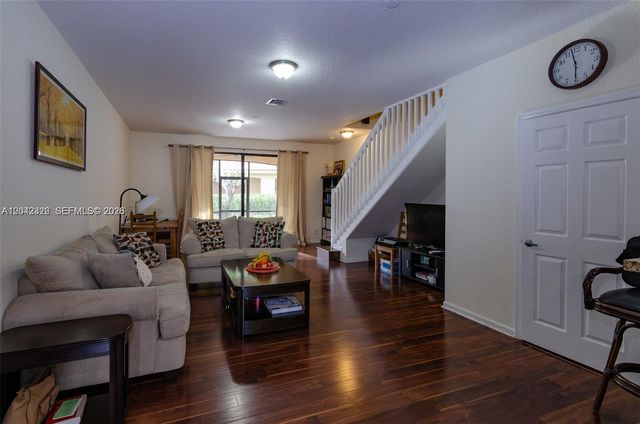 4309 Vineyard Cir 4309, Weston, FL 33332