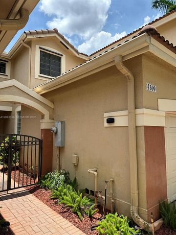 4309 Vineyard Cir 4309, Weston, FL 33332
