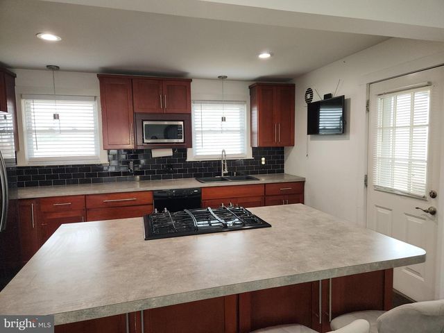 1170 S TROOPER RD, Norristown, PA 19403