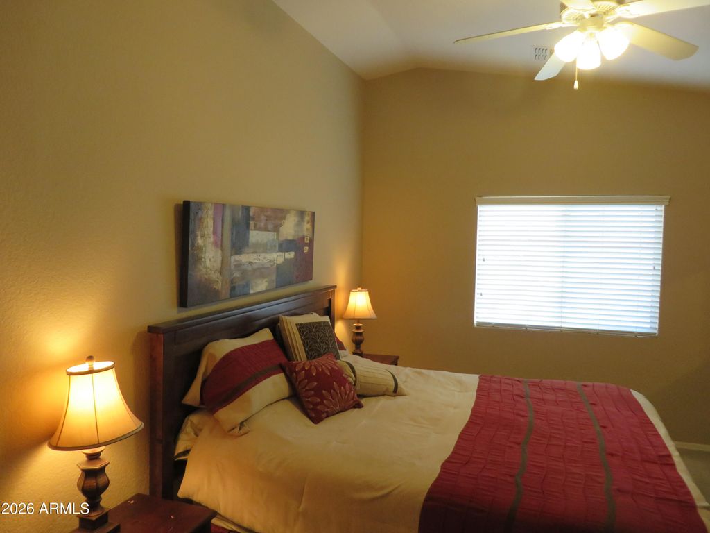 Image 14 of property listing at 4757 E MEADOW CREEK Way, San Tan Valley, AZ 85140