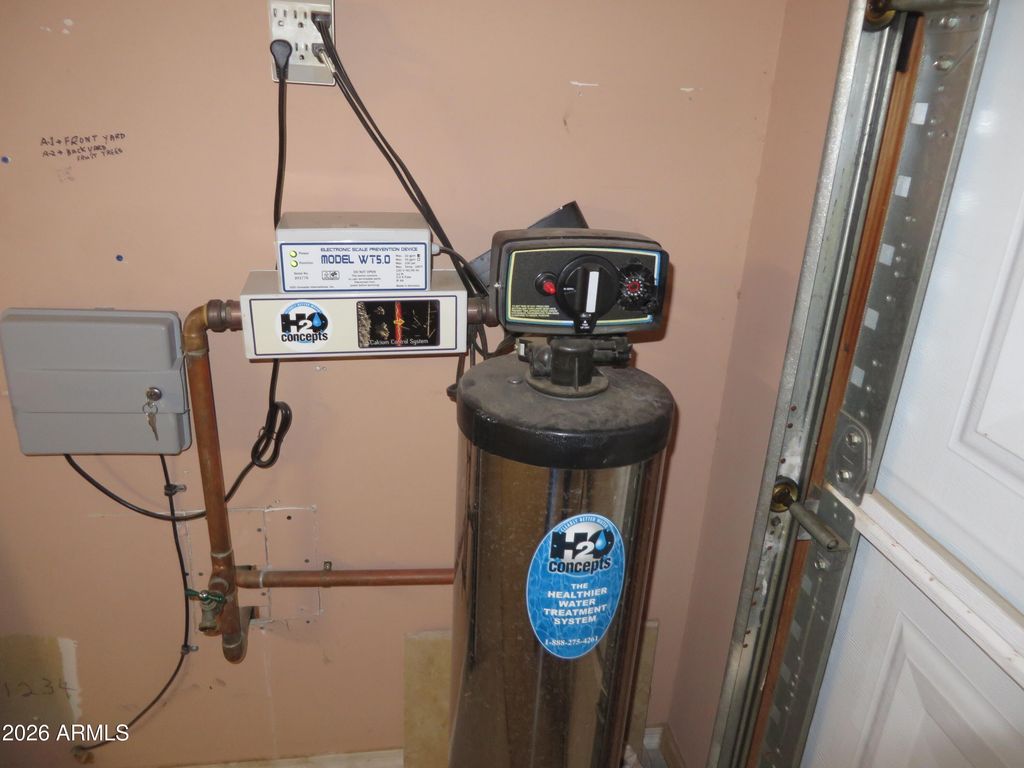 Image 23 of property listing at 4757 E MEADOW CREEK Way, San Tan Valley, AZ 85140