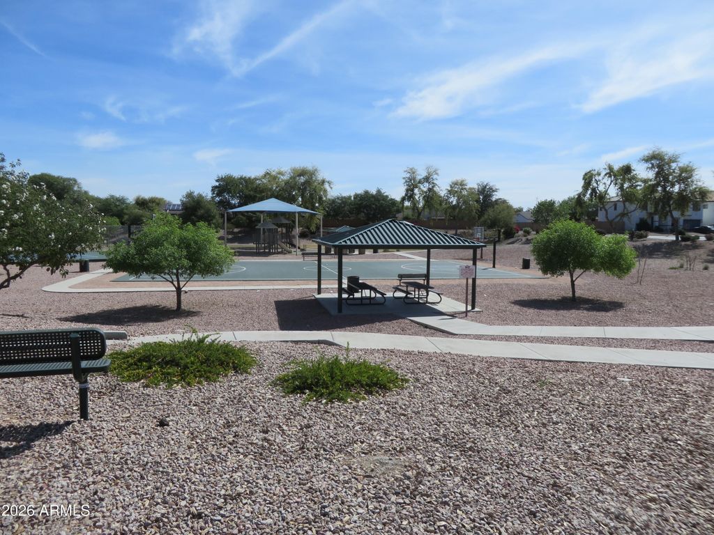 Image 33 of property listing at 4757 E MEADOW CREEK Way, San Tan Valley, AZ 85140