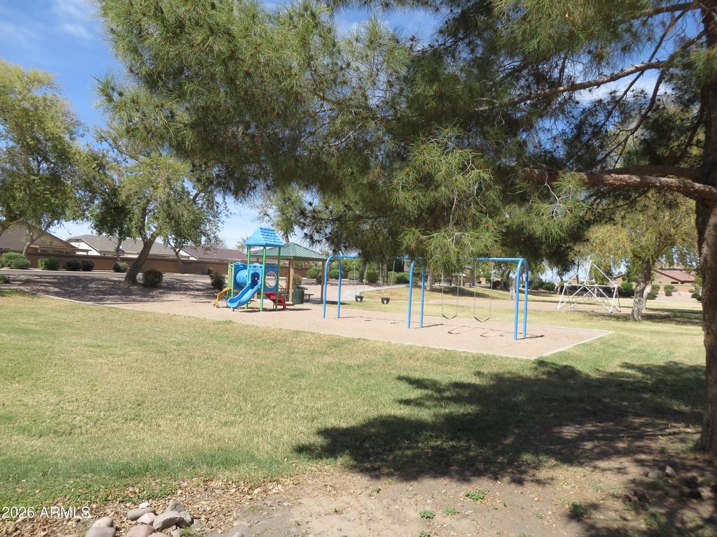 Image 34 of property listing at 4757 E MEADOW CREEK Way, San Tan Valley, AZ 85140
