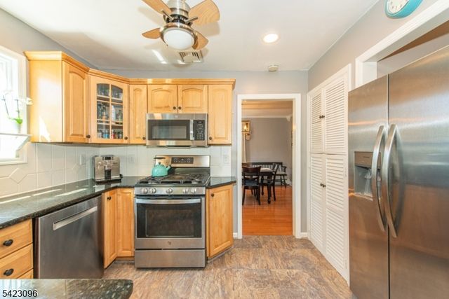 63 Ramapo Rd, West Milford Twp., NJ 07421