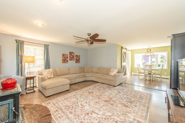 63 Ramapo Rd, West Milford Twp., NJ 07421