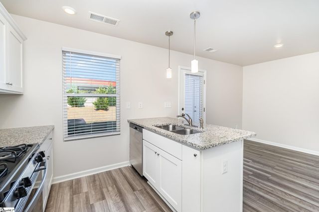 643 Blossom Run, Spartanburg, SC 29307