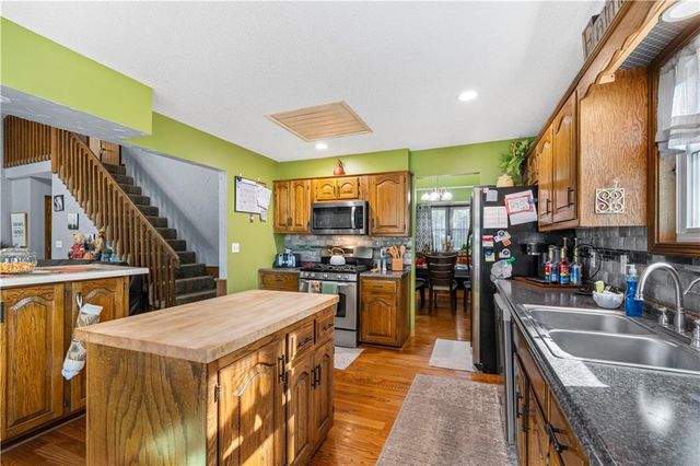 14863 E Redcoat Road, Nevada, MO 64772